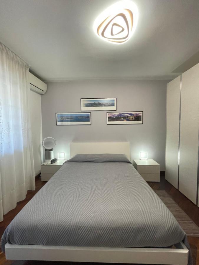 Stanza Eur Tintoretto Habitación en casa particular